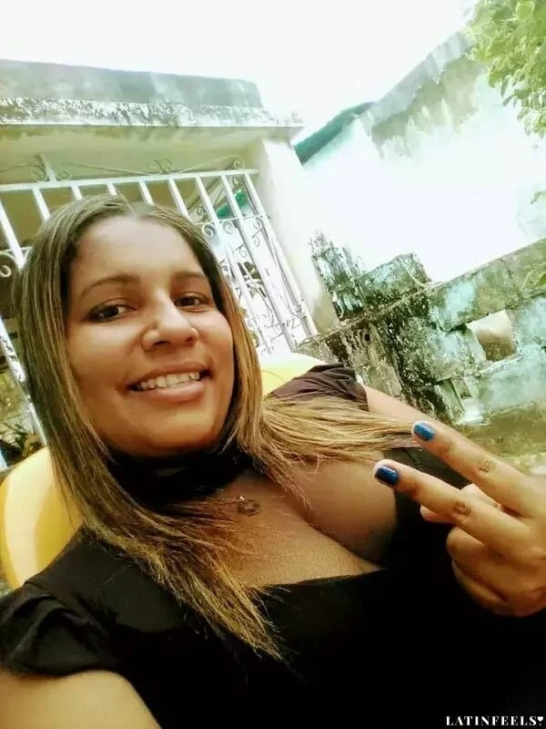 Elisa Profile image 4