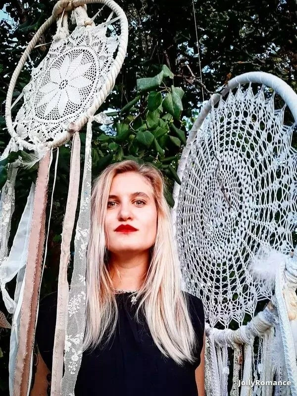 Nadezhda Profile image 4
